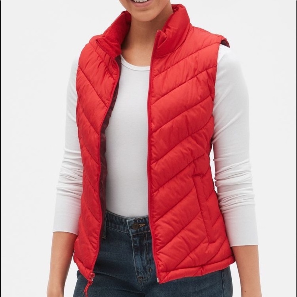 Gap red puffer vest